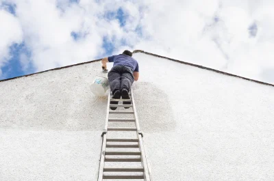Peinture extérieure à Chauzon — façades et ravalement